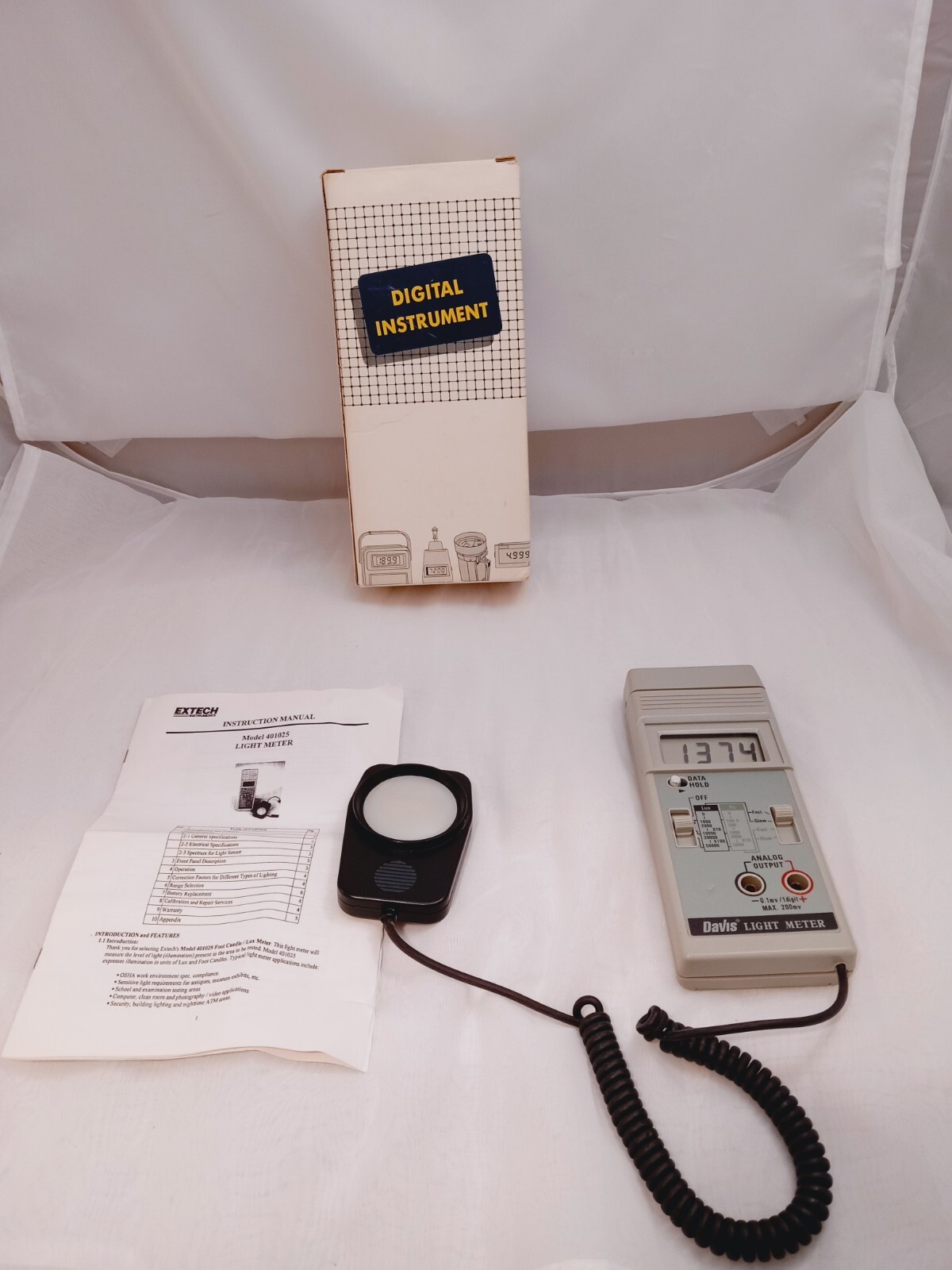 Extech Light Meter 401025 Intensity Lux And Foot Candles Measurement Instrument