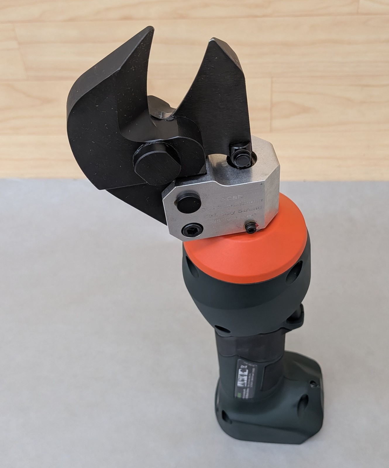 Greenlee Gator ES20X Battery Powered 20mm 18V Cable Cutter (ES20CFMGL) *NO BATT*