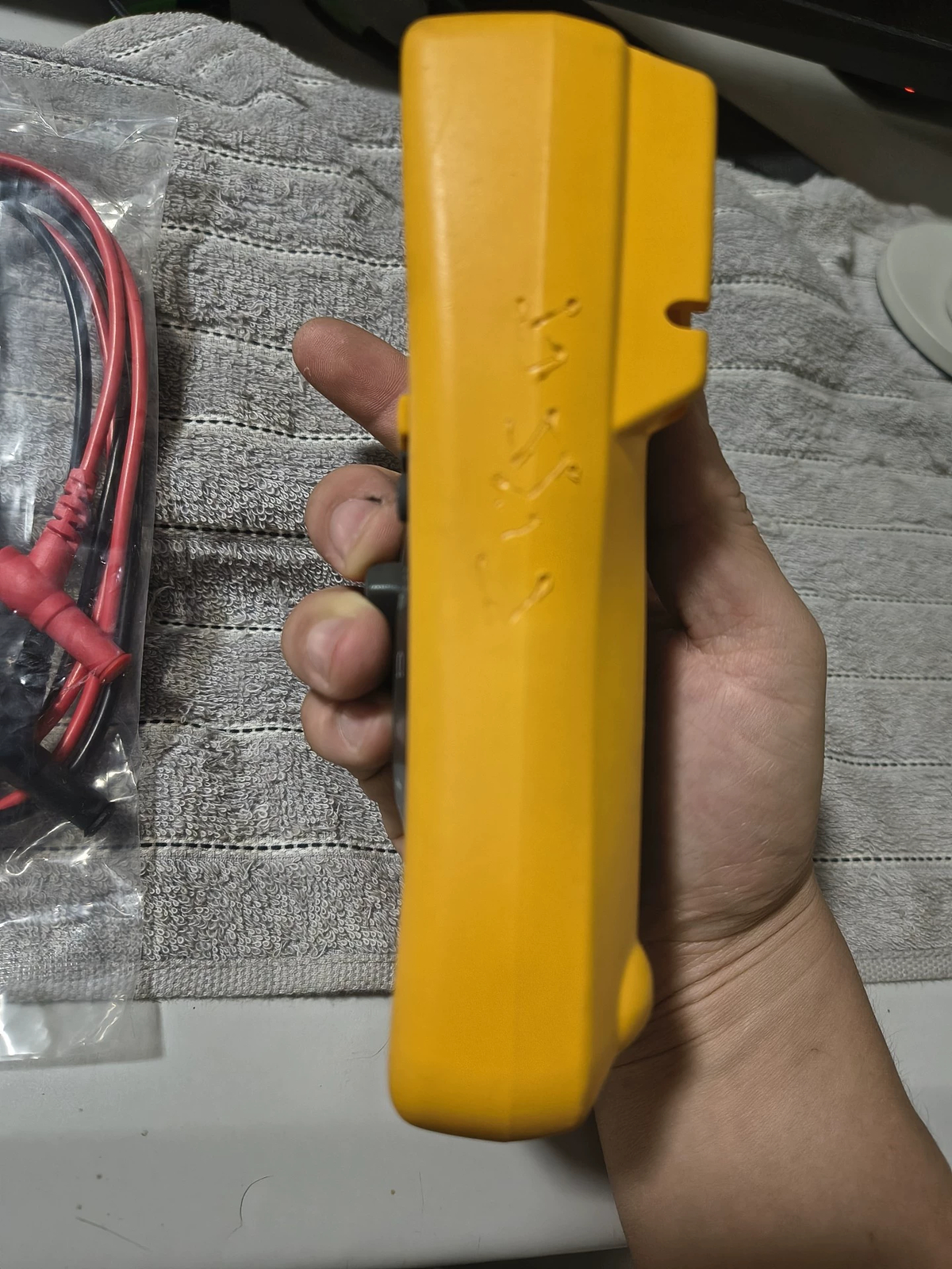 Fluke 115C True RMS Multimeter Voltmeter 600V used#L#dmm