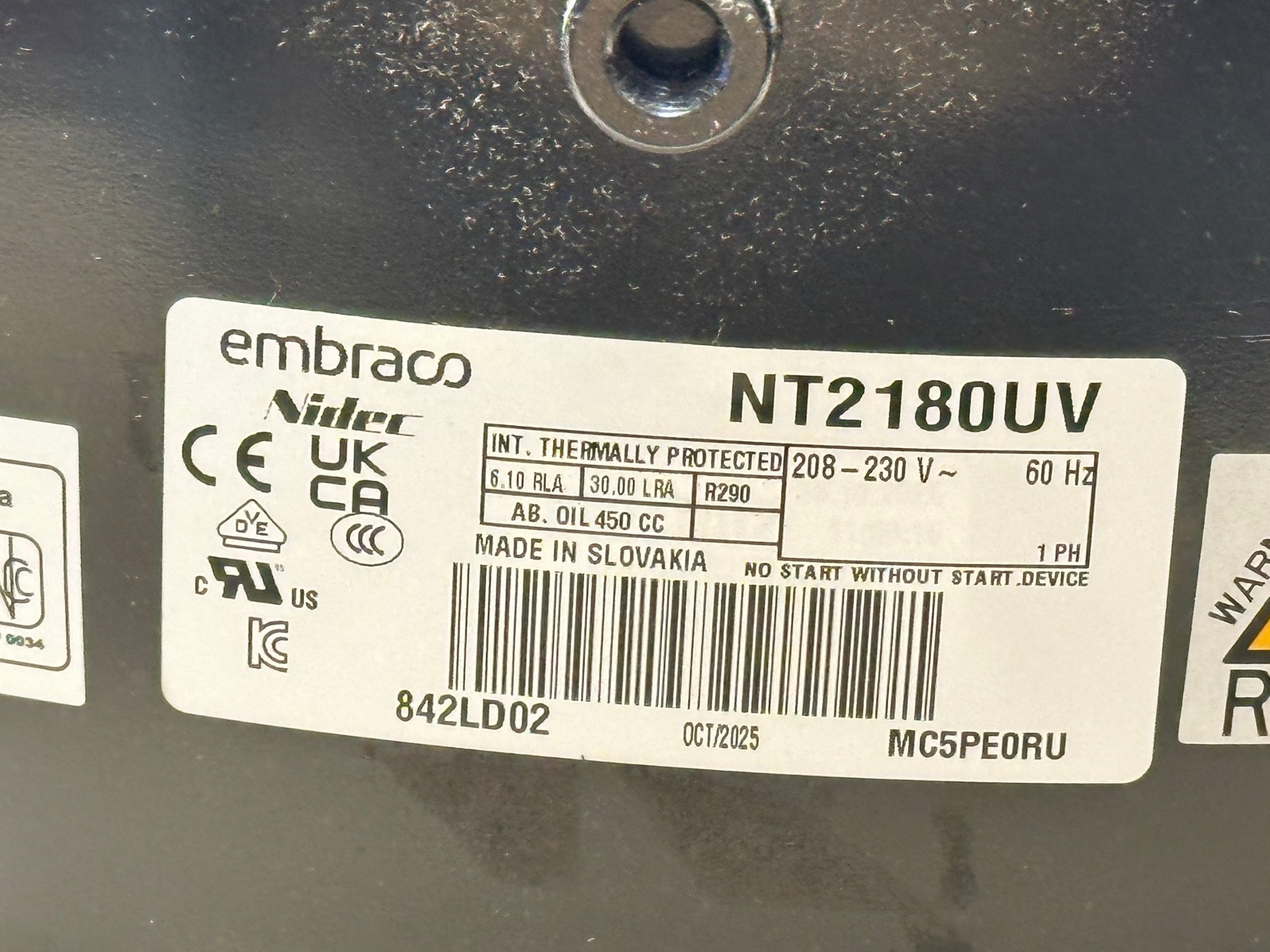 Embraco Compressor NT2180UV 208-230V 1HP 60Hz 30.0LRA 6.10RLA R290 1Ph