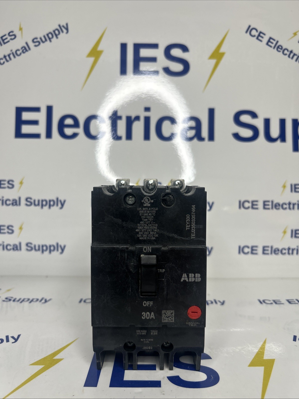 ABB CAT: No. TEY330 30 A 3 P Circuit Breaker