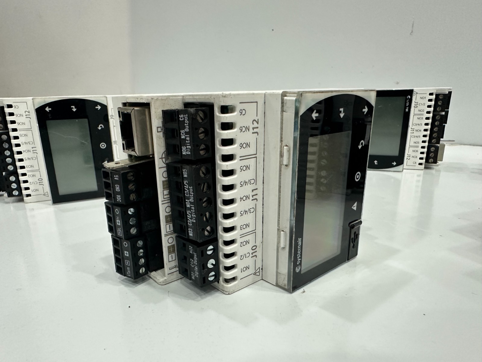Carel Code P+D0N0NH1DEF1 systemair c.pCO Mini Controller
