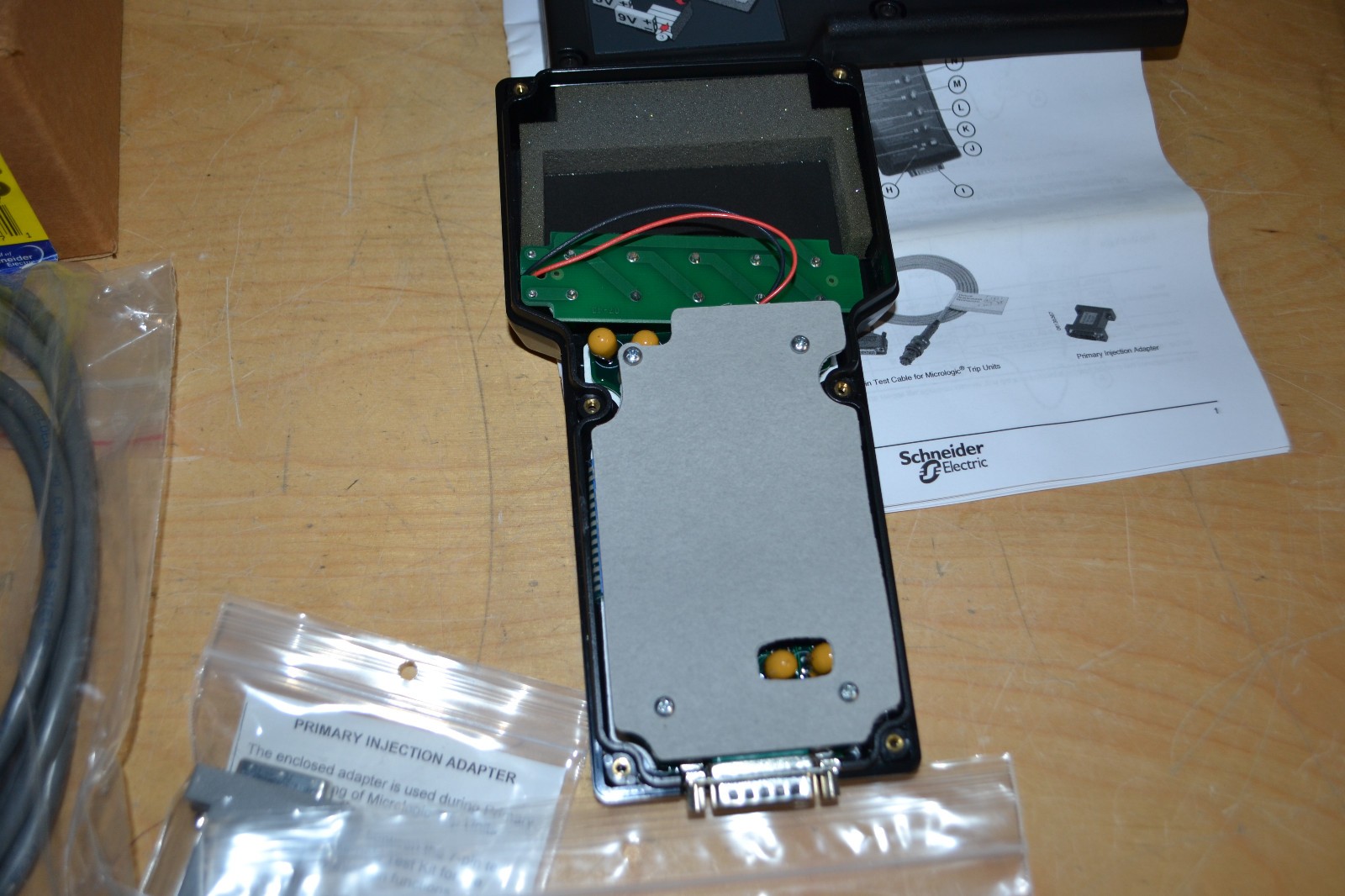Square D Schneider Electric ~ S33594 Hand Held Breaker Test Kit, HHTK ~ Complete