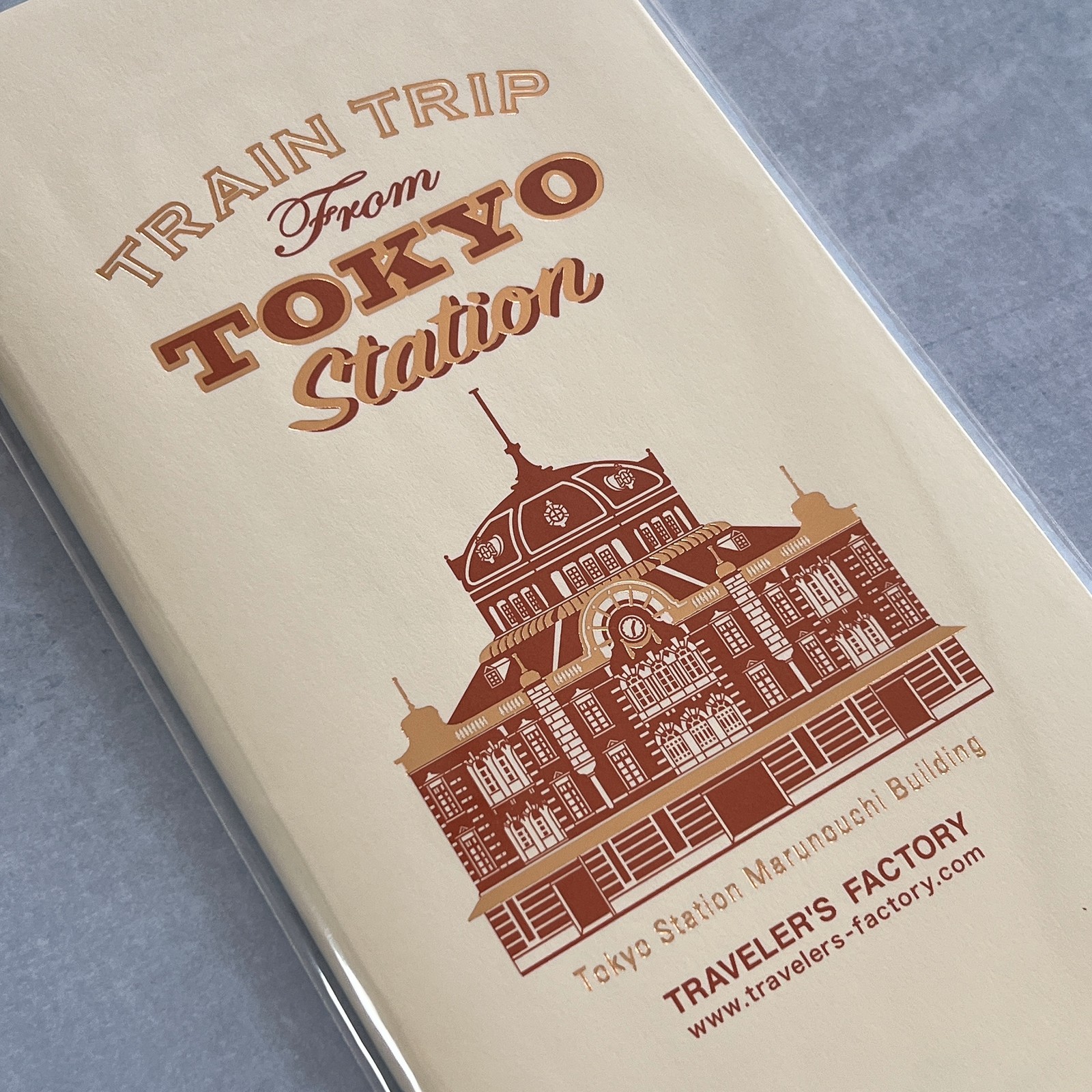 Traveler’s Notebook Tokyo Station Set with Refill & Brass Tag Traveler’s Factory