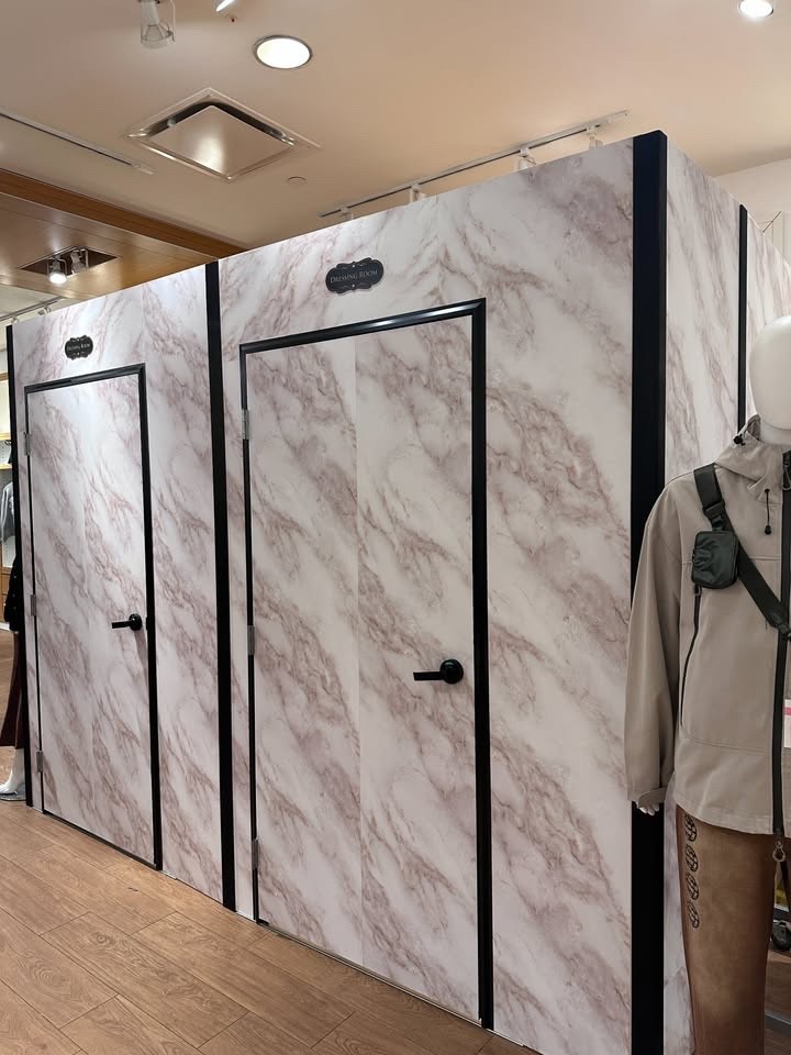 Commercial Walls and Forms Retail Fitting Room / Dressing Room ADA