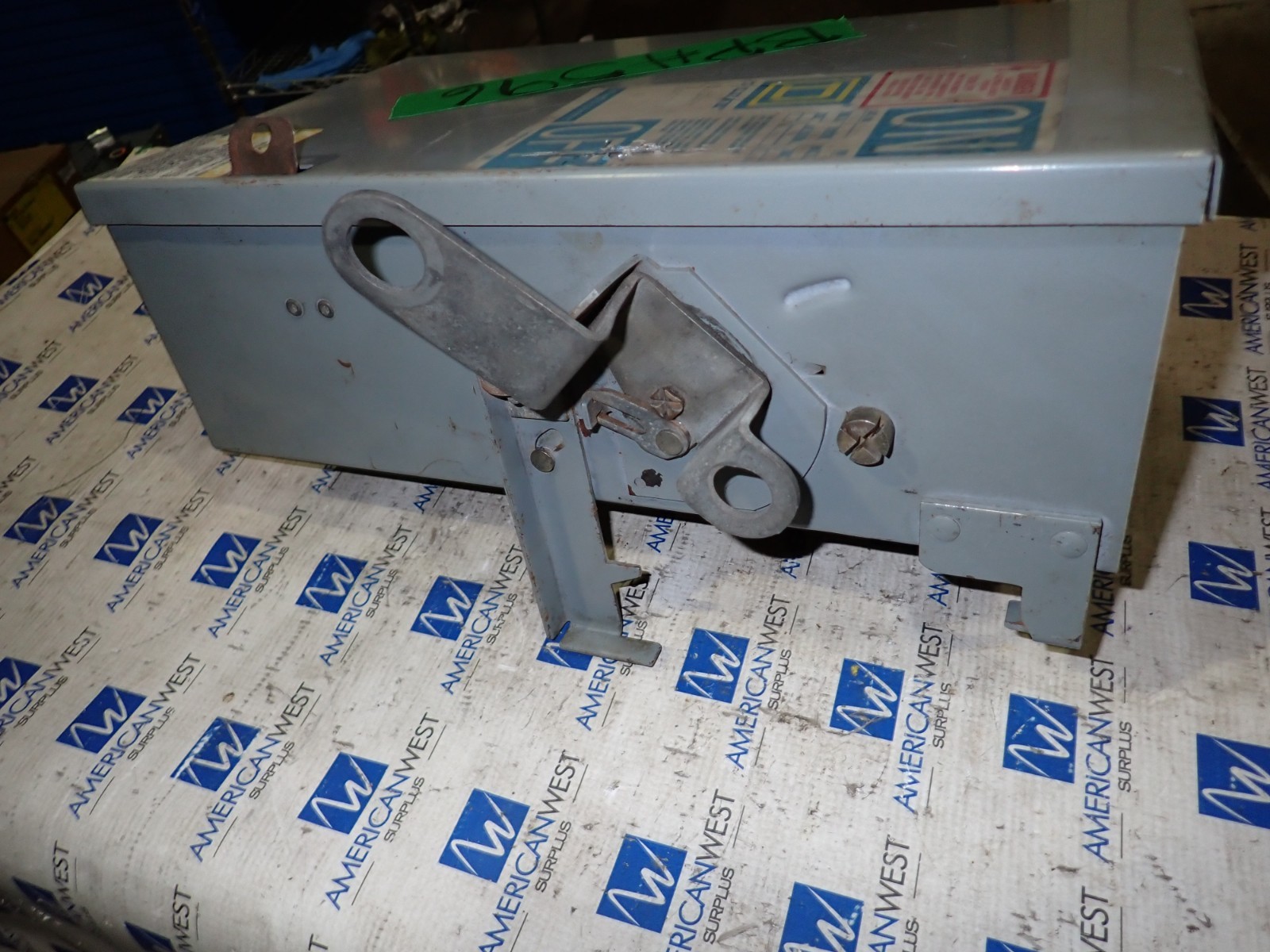 Square D PQ3603G 30 amp 600 volt Fusible 3 Phase 3 Wire 20 HP Bus Plug BP596