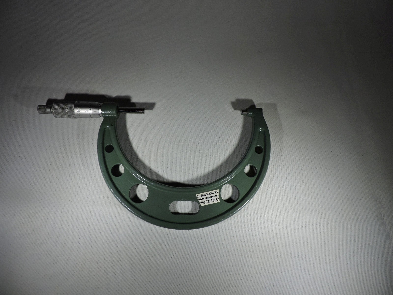 Outside Micrometer 4-5″ .0001″ Ratcheting Carbide Tips