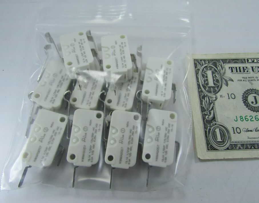 Lot 10 Cherry Lever Micro Switches 15A 125VAC/250VAC .5 HP, .5A 125VDC KWMA0007