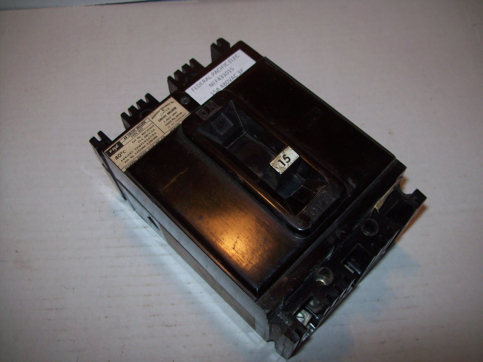 FPE FEDERAL PACIFIC ELECTRIC NEF433015 15A 480VAC CIRCUIT BREAKER P923