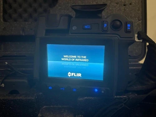 FLIR T640 Professional Thermal Imaging Infrared Camera Kit – Like In Hard Case