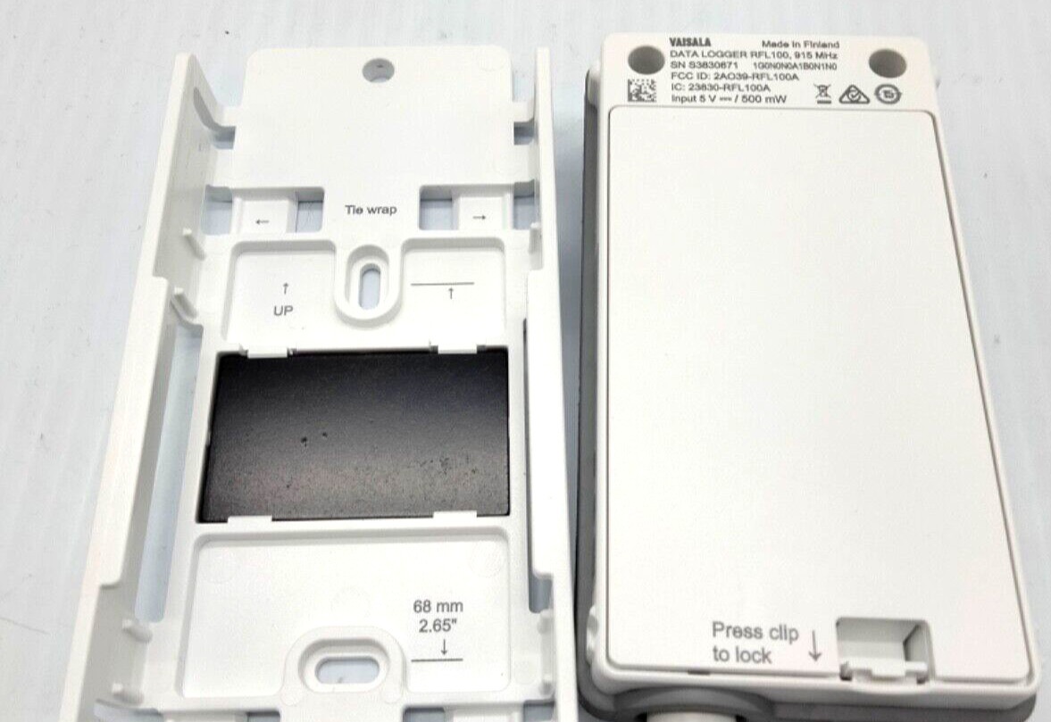 Vaisala RFL100 Vainet Data Logger TMP115 Temp/Humidity + Mount channel 1 915 MHz