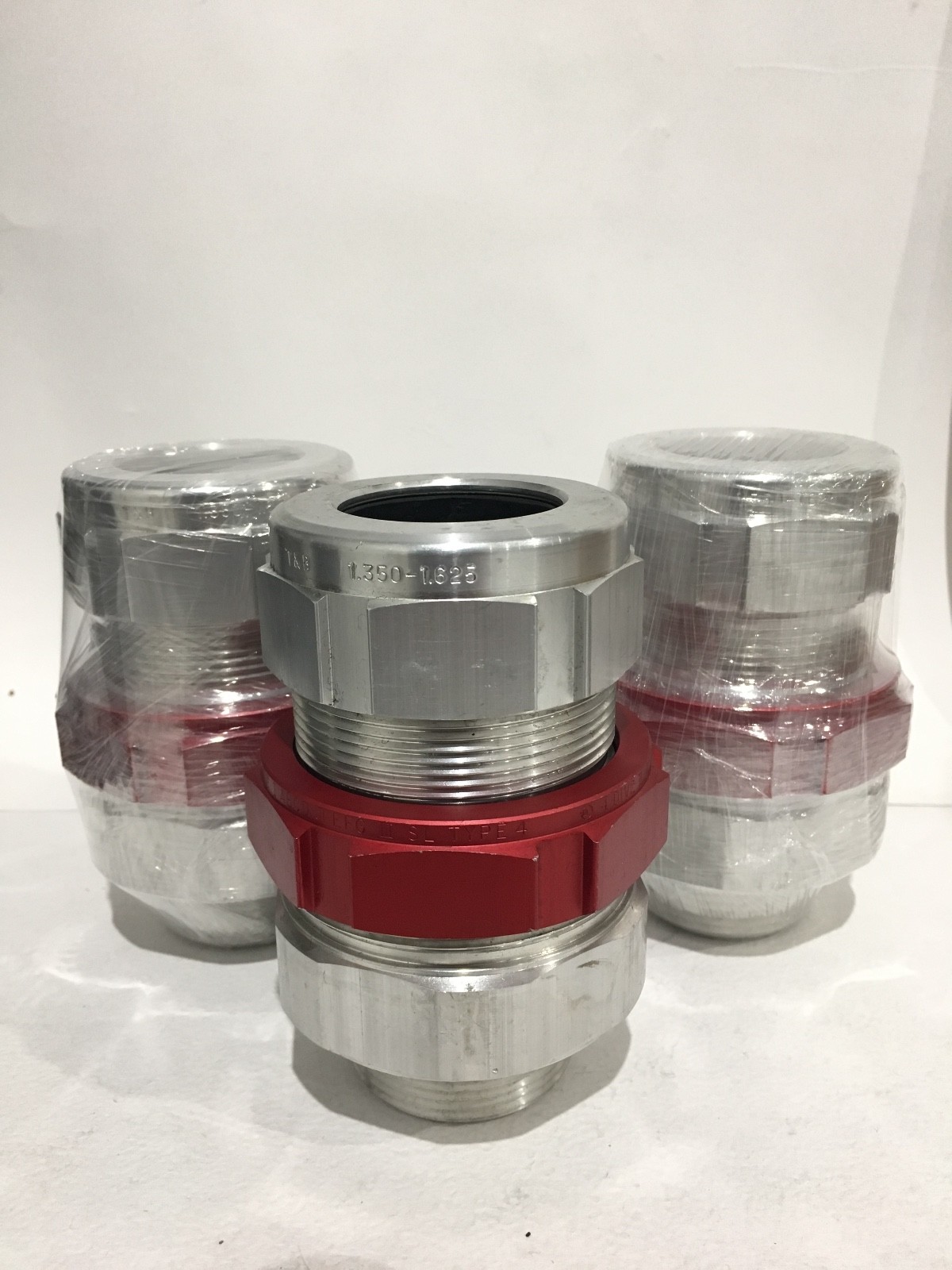 STX150-470 T&B 1-1/2″ METAL CLAD CABLE CONNECTORS LOT OF 3!!!!