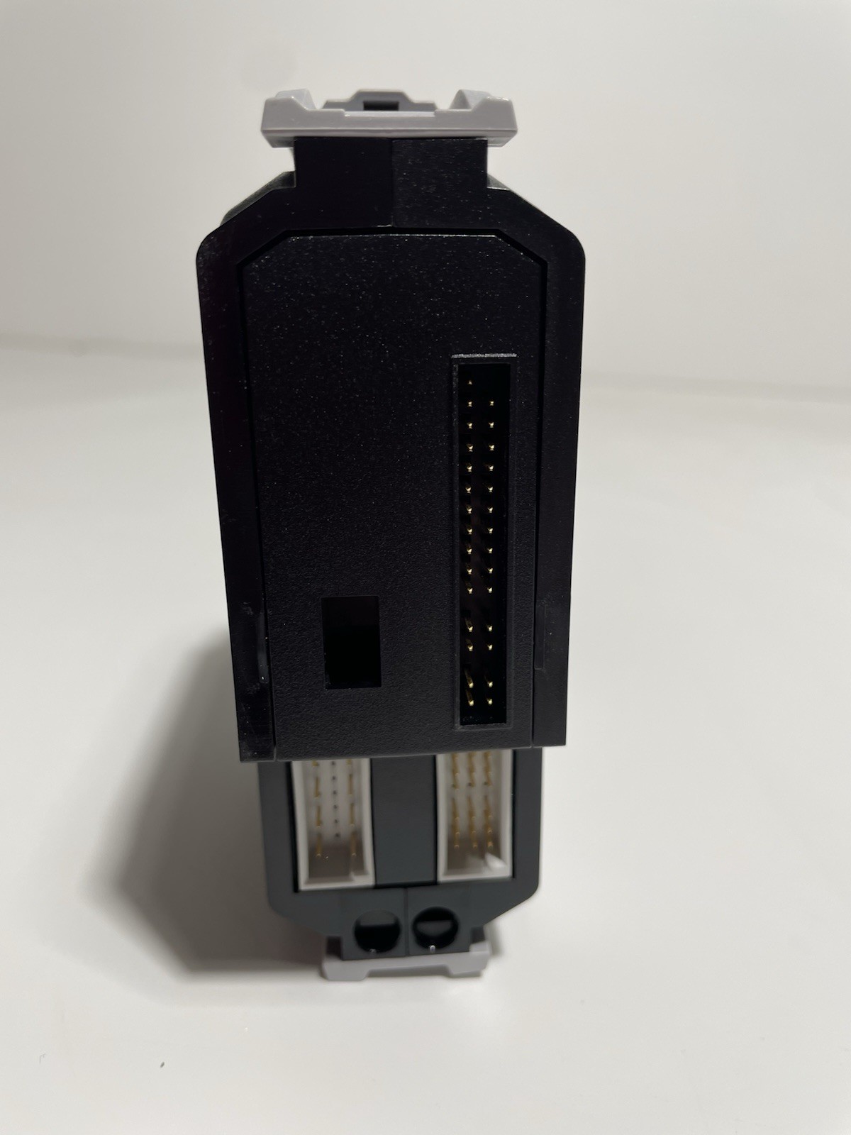 Emerson KJ3221X1-BK1 Analog Output Module