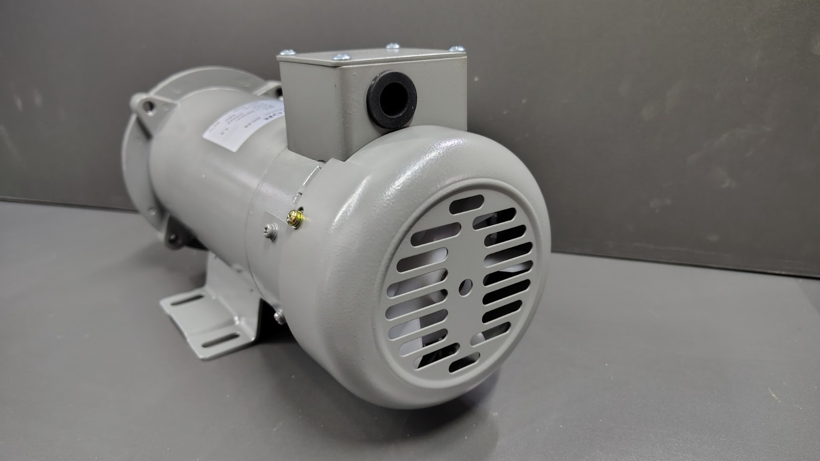 1HP DC MOTOR FRAME 56C 24VDC 1750RPM TEFC 24V PERMANENT MAGNET