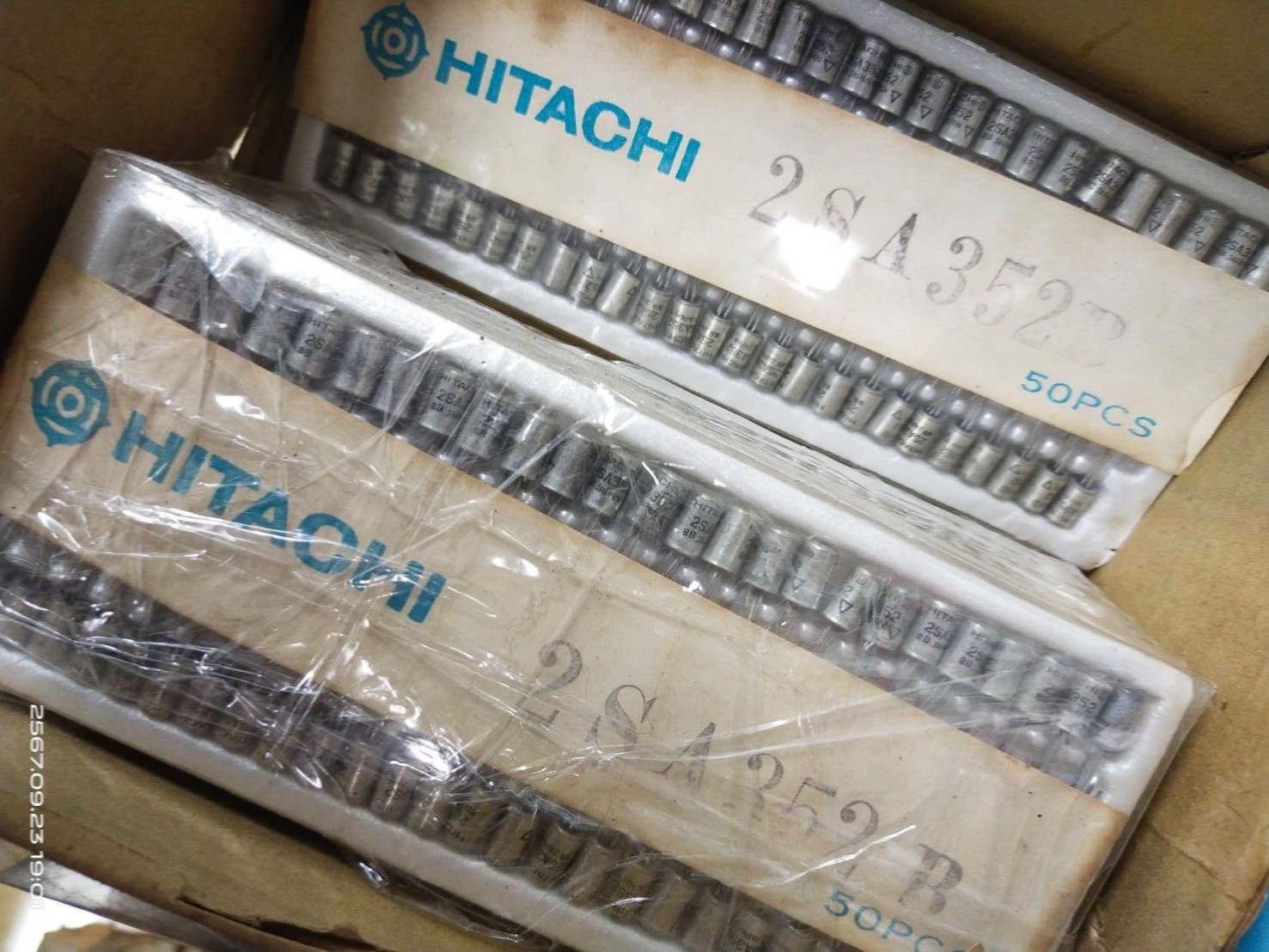 (50 ea) 2SA352 Hitachi Germanium transistor Japan RF Radio receiver Fuzz Guitar