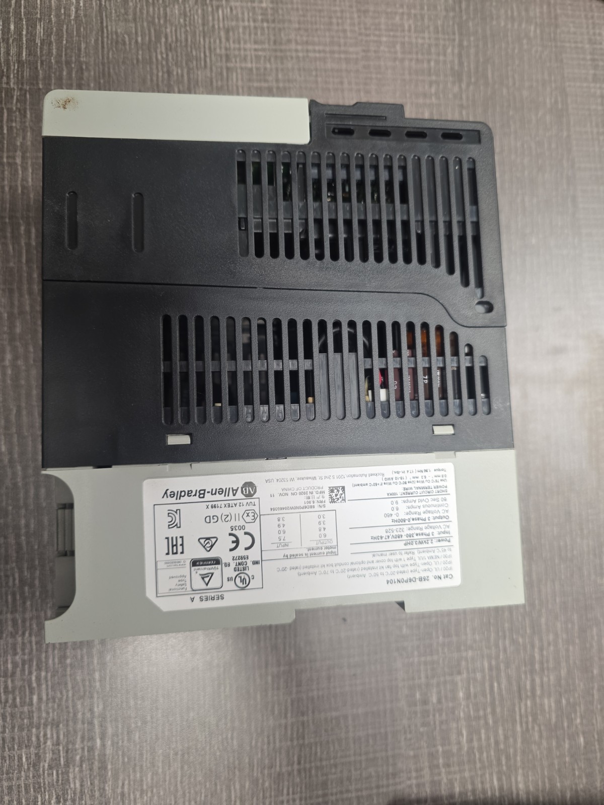 Allen-Bradley PowerFlex 525 25B-D6P0N104 480V 3-Phase 2.2KW 3HP VFD
