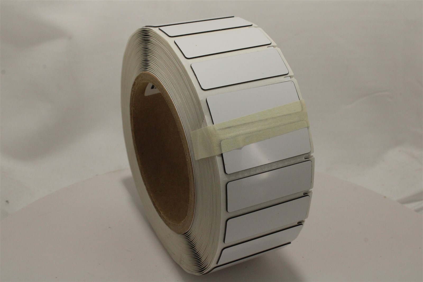Brady THTEP-172-593-.5 Raised Panel Labels | 0.59″ x 1.77″ | White | 500/Roll