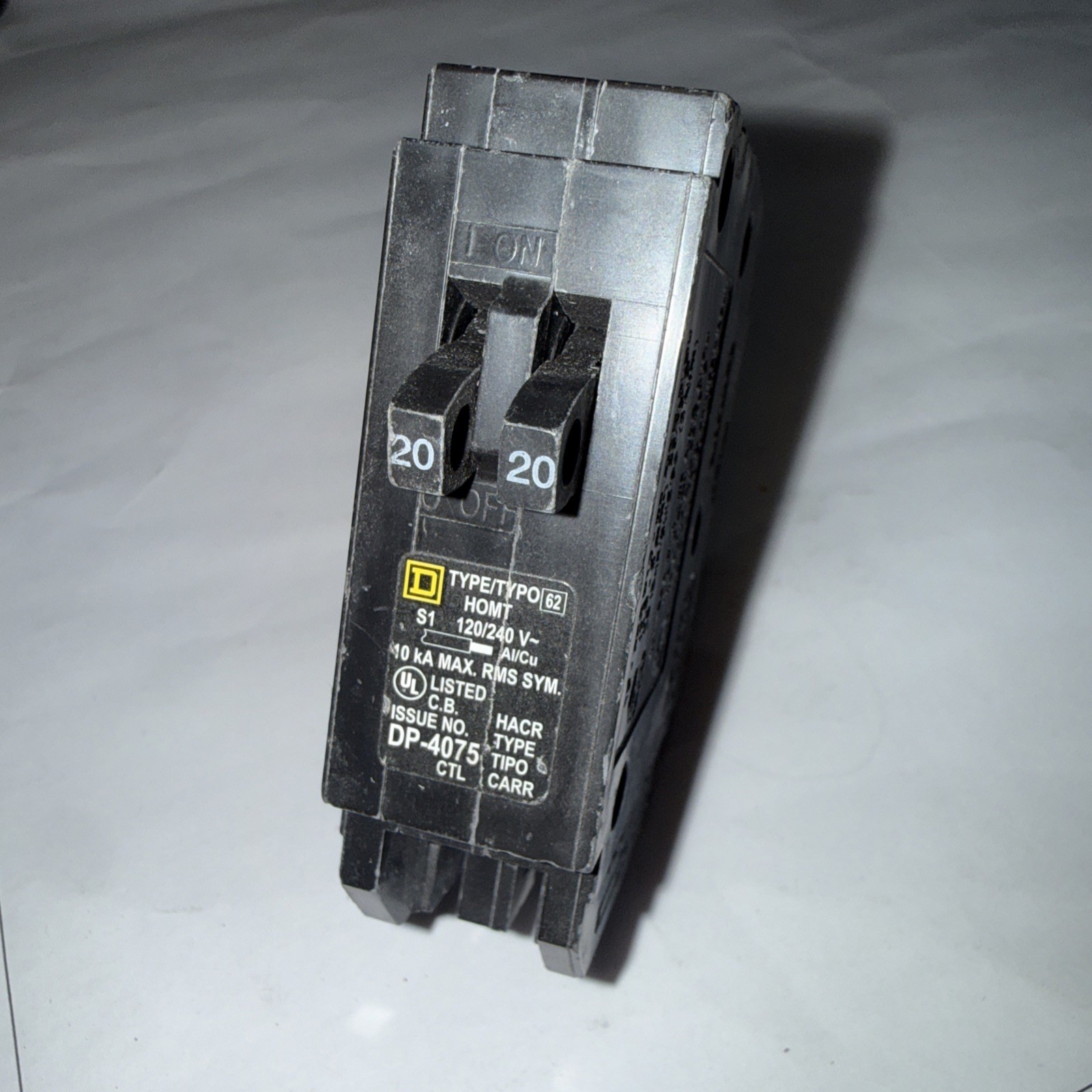 Square D HOMT2020 Homeline 20 amp 1 Pole Tandem Circuit Breaker