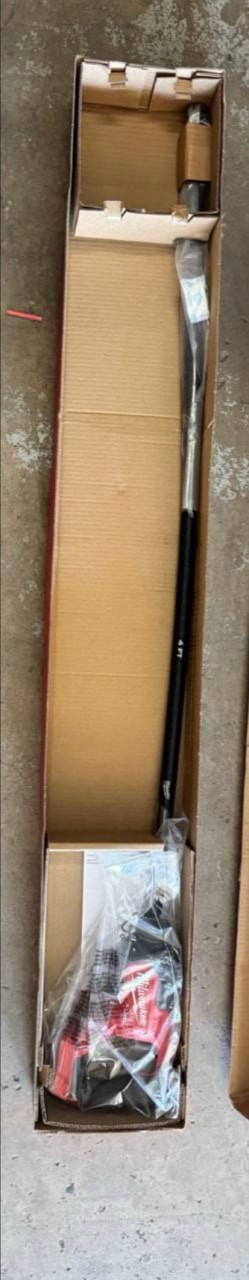 Milwaukee 2910-20 M18 4 Feet Concrete Pencil Vibrator (Bare Tool)