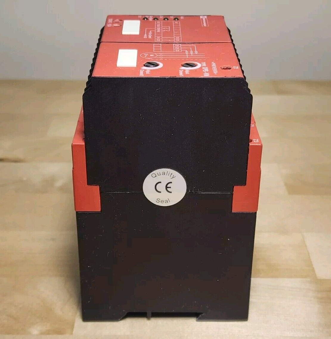 Telemecanique XPSVN1142 Safety Relay XPS-VN 24VDC Zero Speed Detection