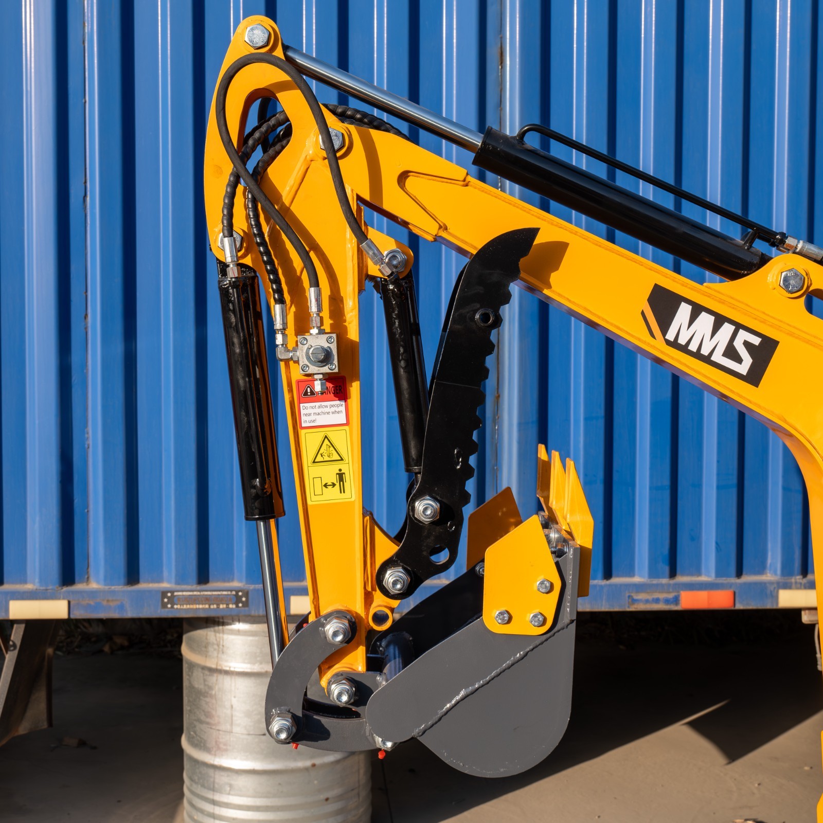 FREE SHIP 1.4Ton Mini Excavator Swing Boom 13.5hp Gas B&S EPA Engine