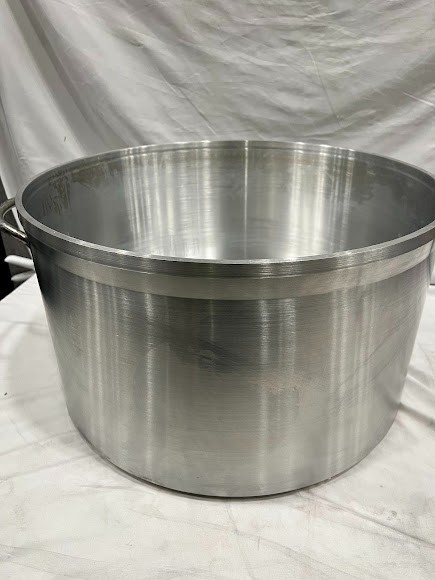 Vollrath 68460 Wear-Ever Classic Select 60 Qt. Heavy Duty Aluminum Sauce Pot
