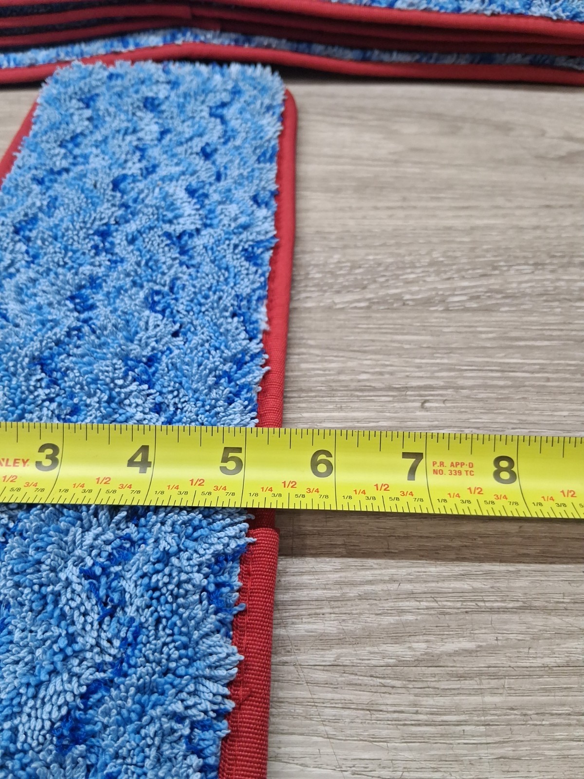 Lot of 6 Rubbermaid Commercial Product Q410 Hygen 20″ Microfiber Damp Mop Pad