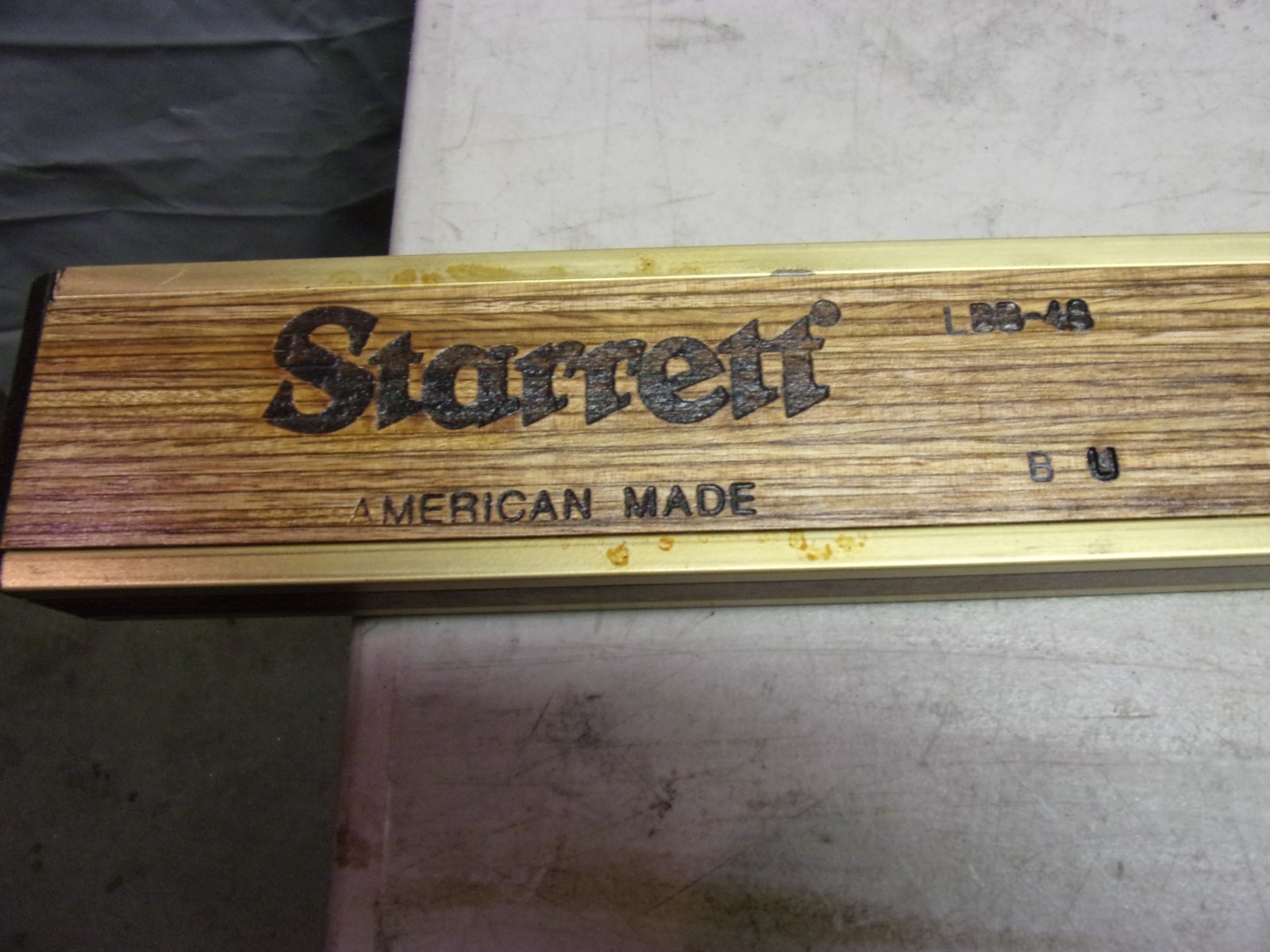 STARRETT 48″ Brass Bound Laminated Mahogany Builders & Contractors Level NOS