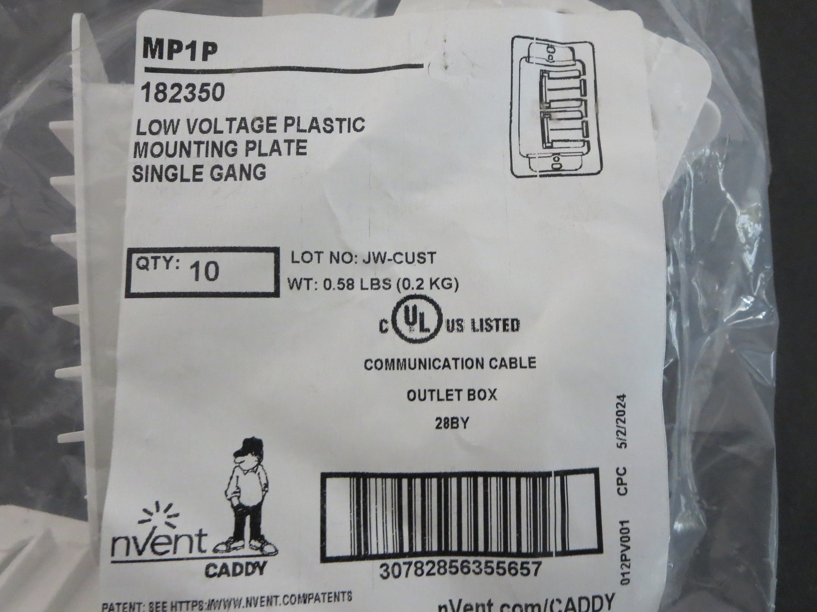 NVENT CADDY MP1P Plastic low-voltage mounting plate, 1 gang- NEW BOX OF 100 PCS