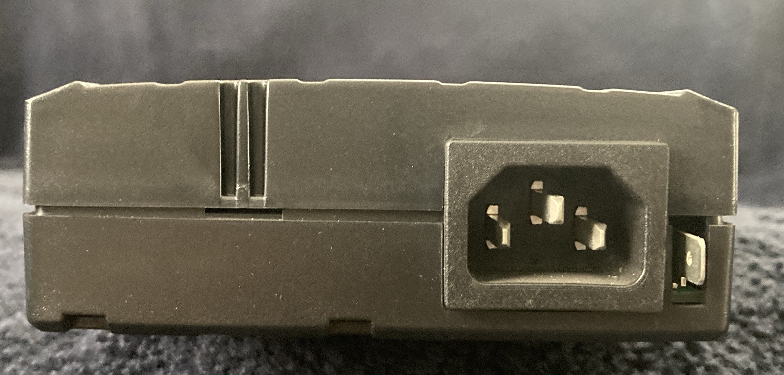 LOGICDATA COMPACT -e-2L-UNL-US Desk Control Unit-Module and Cables
