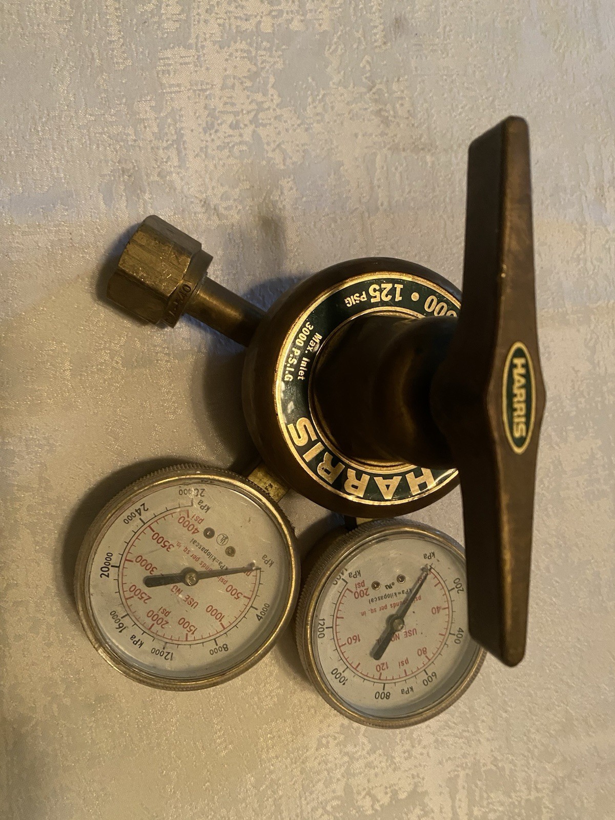 Harris Model 2500 Regulator
