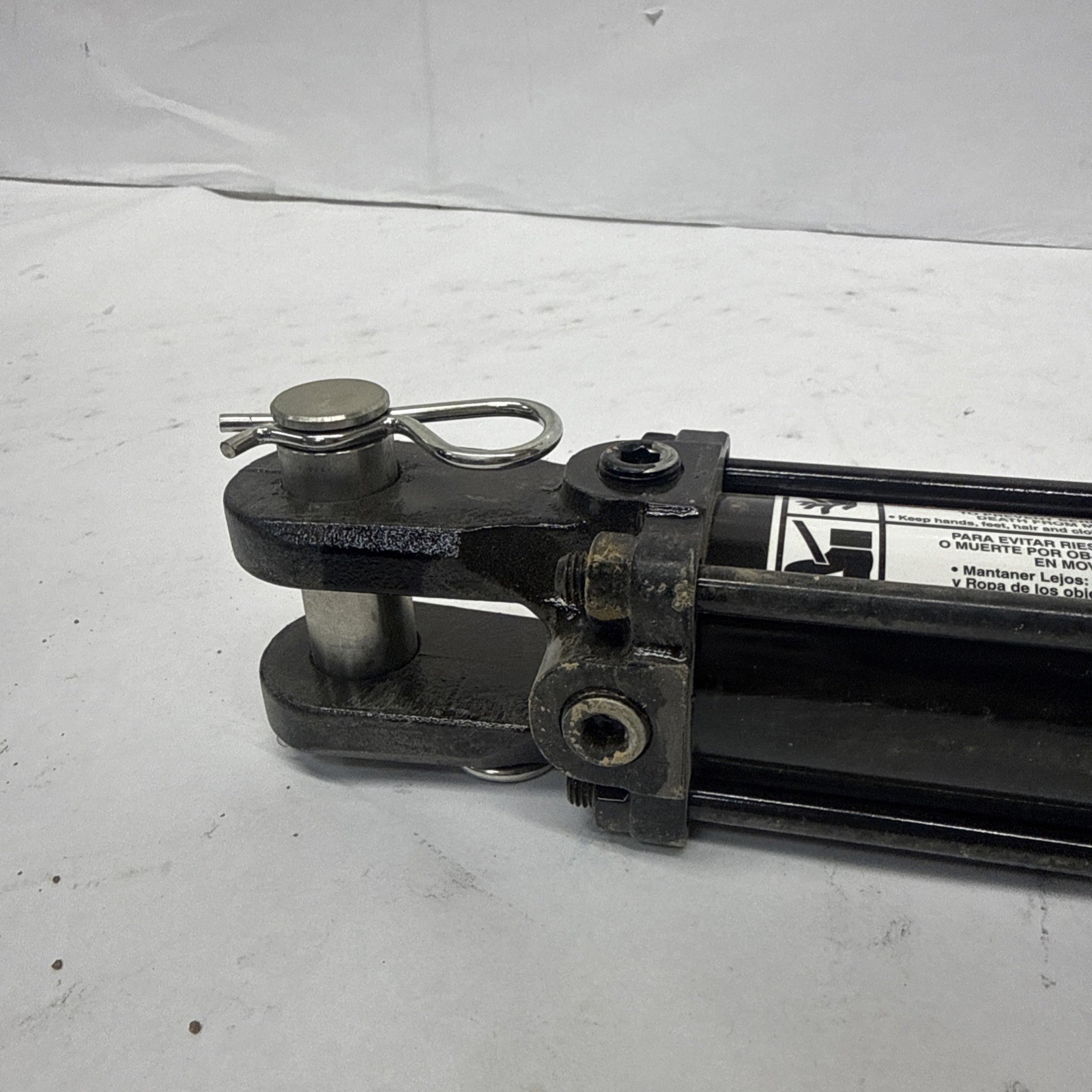 MAXIM 218307 Hydraulic Tie-Rod Cylinder 2″ Bore x 12″ Stroke x 1.125″Rod 2500psi