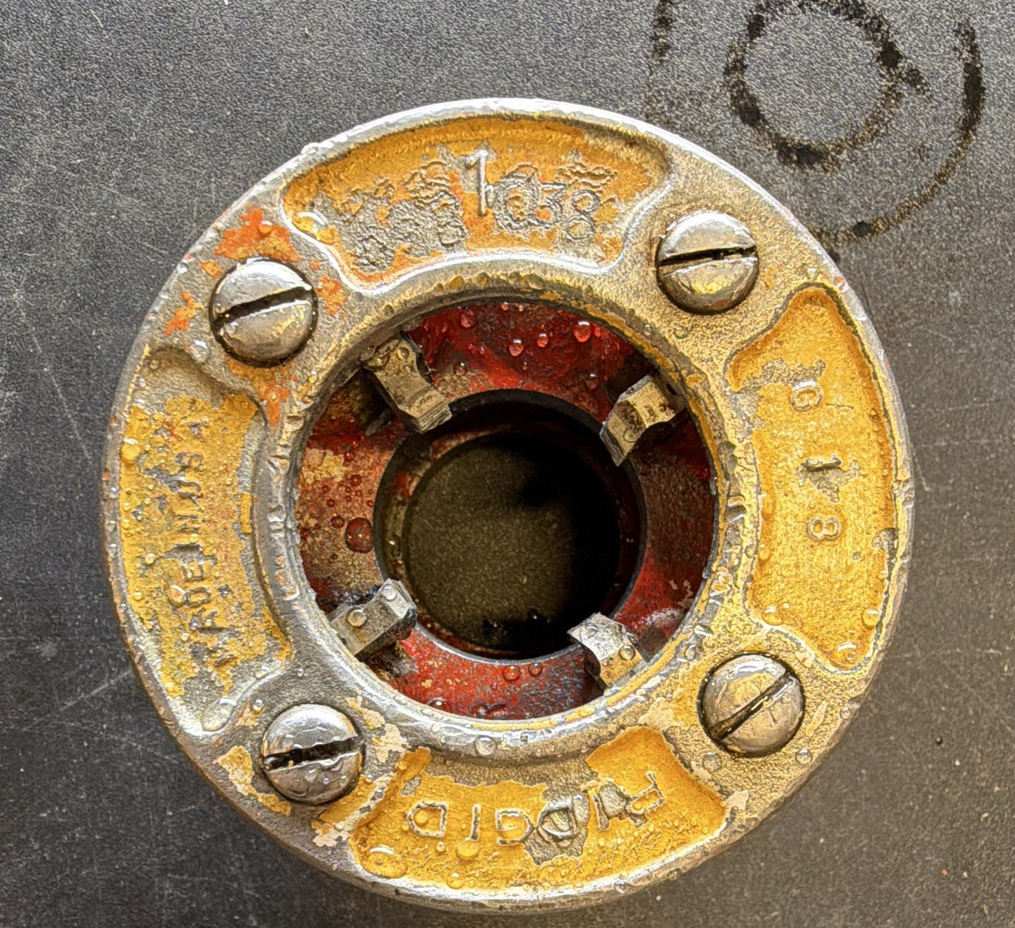 RIDGID 12-R Die Head Pipe Threader w/ Pipe Die 1/8 in NPT RH