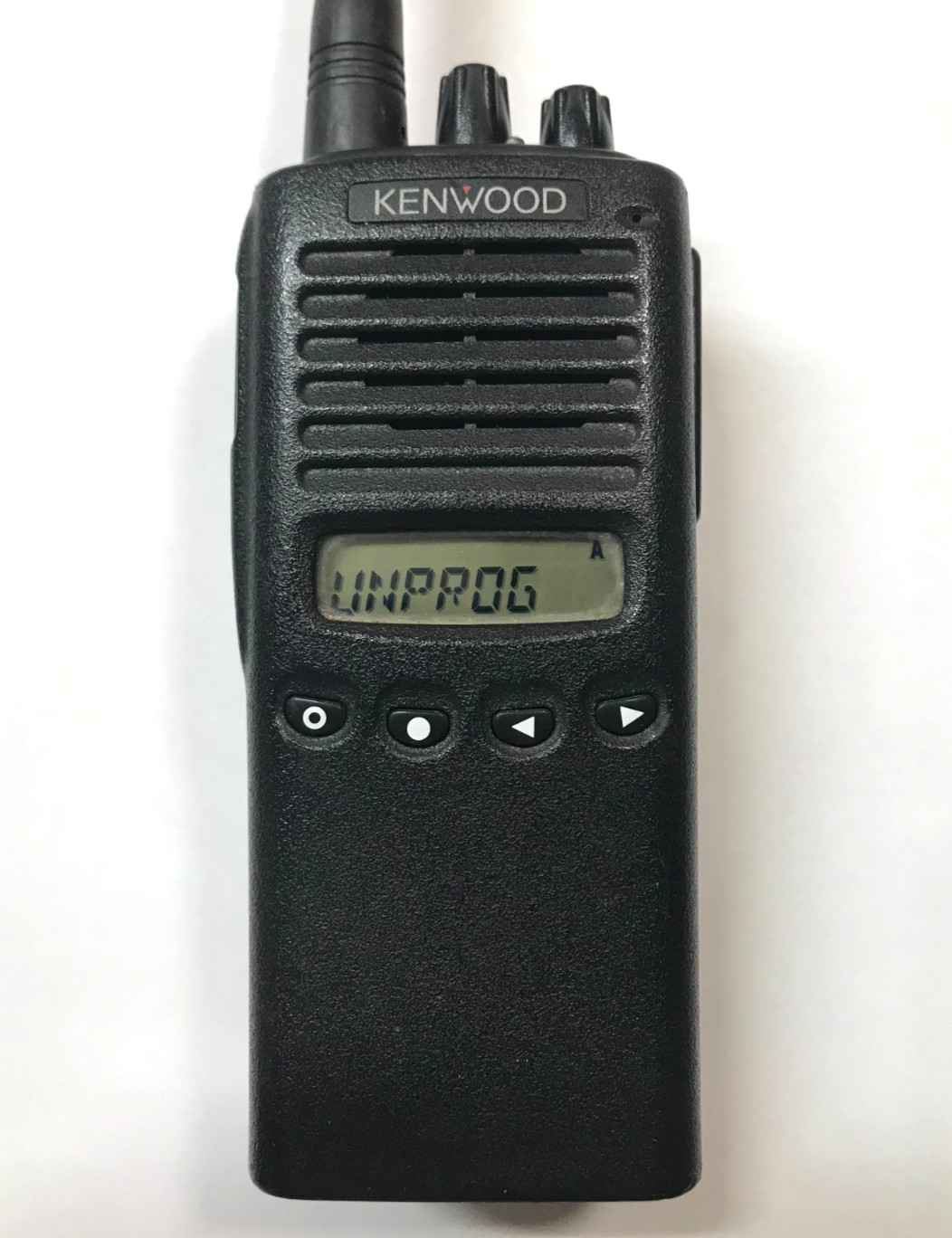 Kenwood TK-272G-1 VHF Radio 150-174 MHz 32 Channels with Charger
