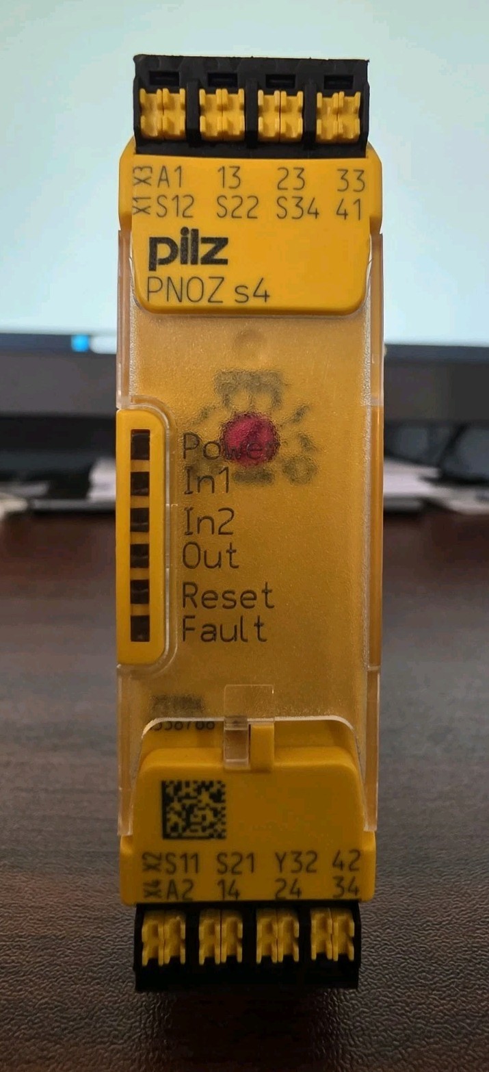 USED PILZ PNOZ s4 751104 C 24VDC 3n/o 1 n/c Safety Switch Relay – U.S. SELLER