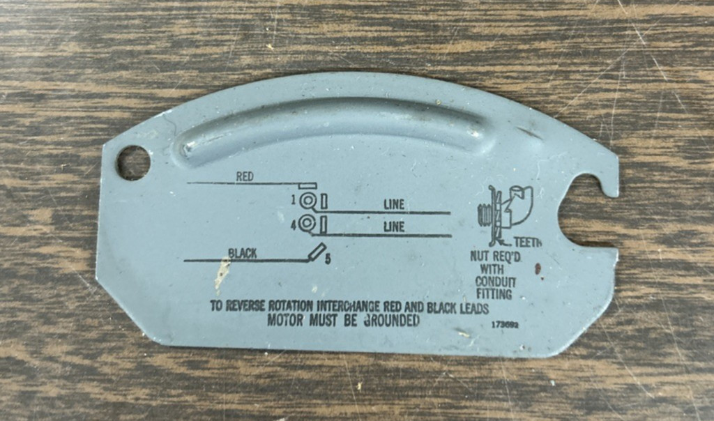 Dayton Gearmotor Model 5K940, 60RPM, 1/4Hp Ratio 29:1, 60Hz