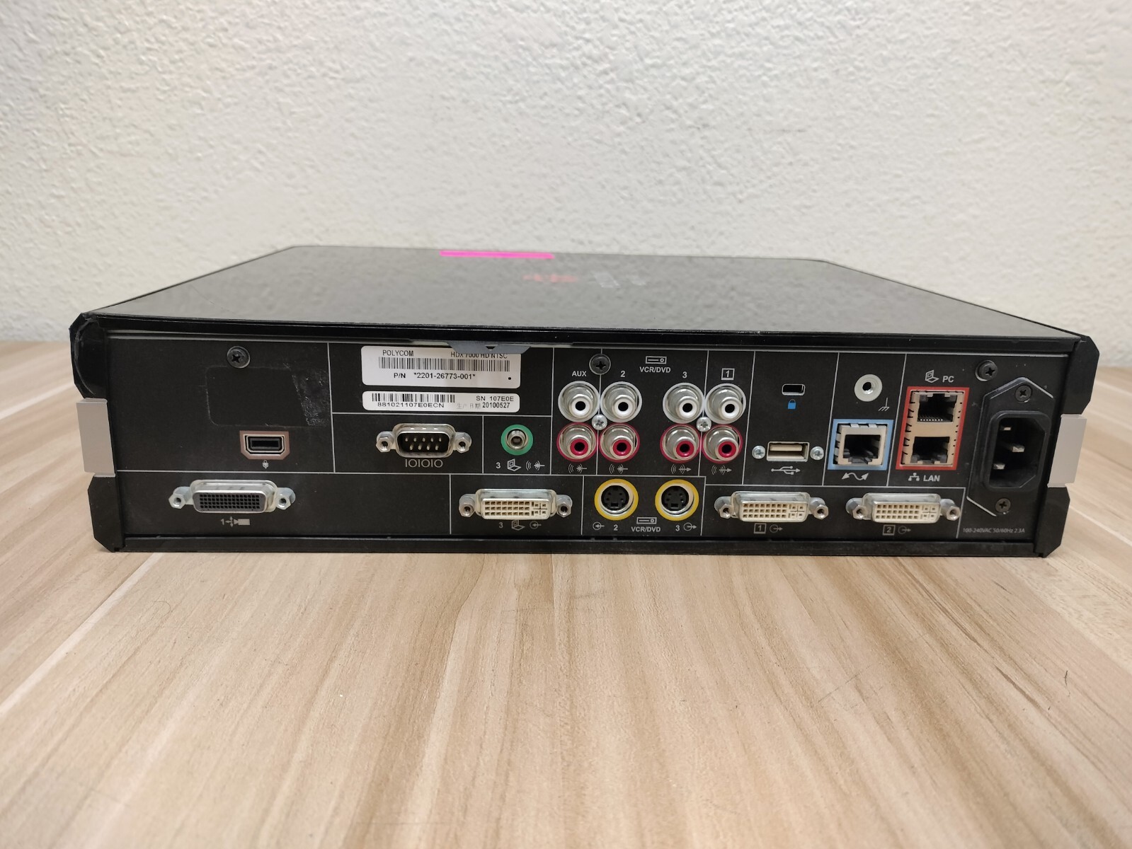 Polycom HDX 7000 HD NTSC Video Conferencing Unit (2201-26773-001)*READ DESC*
