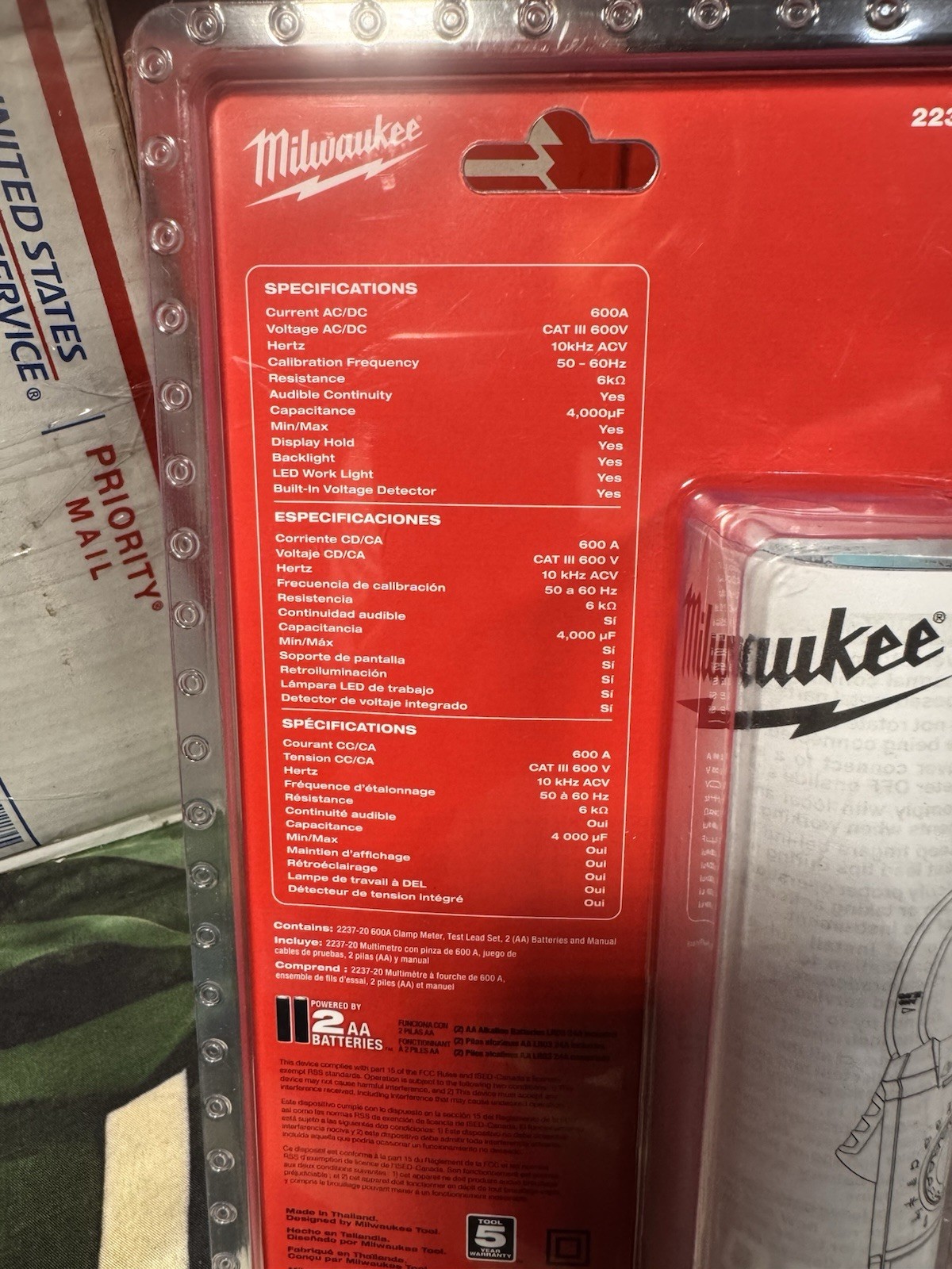 Milwaukee 2237-20 TRMS Clamp Meter Auto-Ranging CAT III 600V 600A 6000Ct
