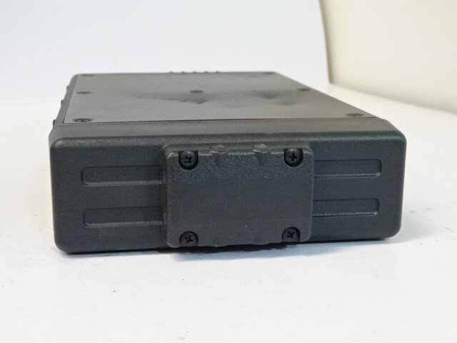 Motorola PM1200 Low Band (A) 29.7–37MHz 120 Watt Model AAM32BMD9PW5AN