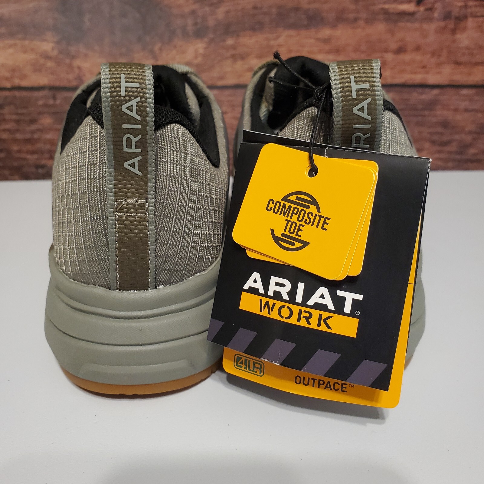 ARIAT Women’s Outpace Composite Toe Work Safety Shoes Willow 7 B Medium