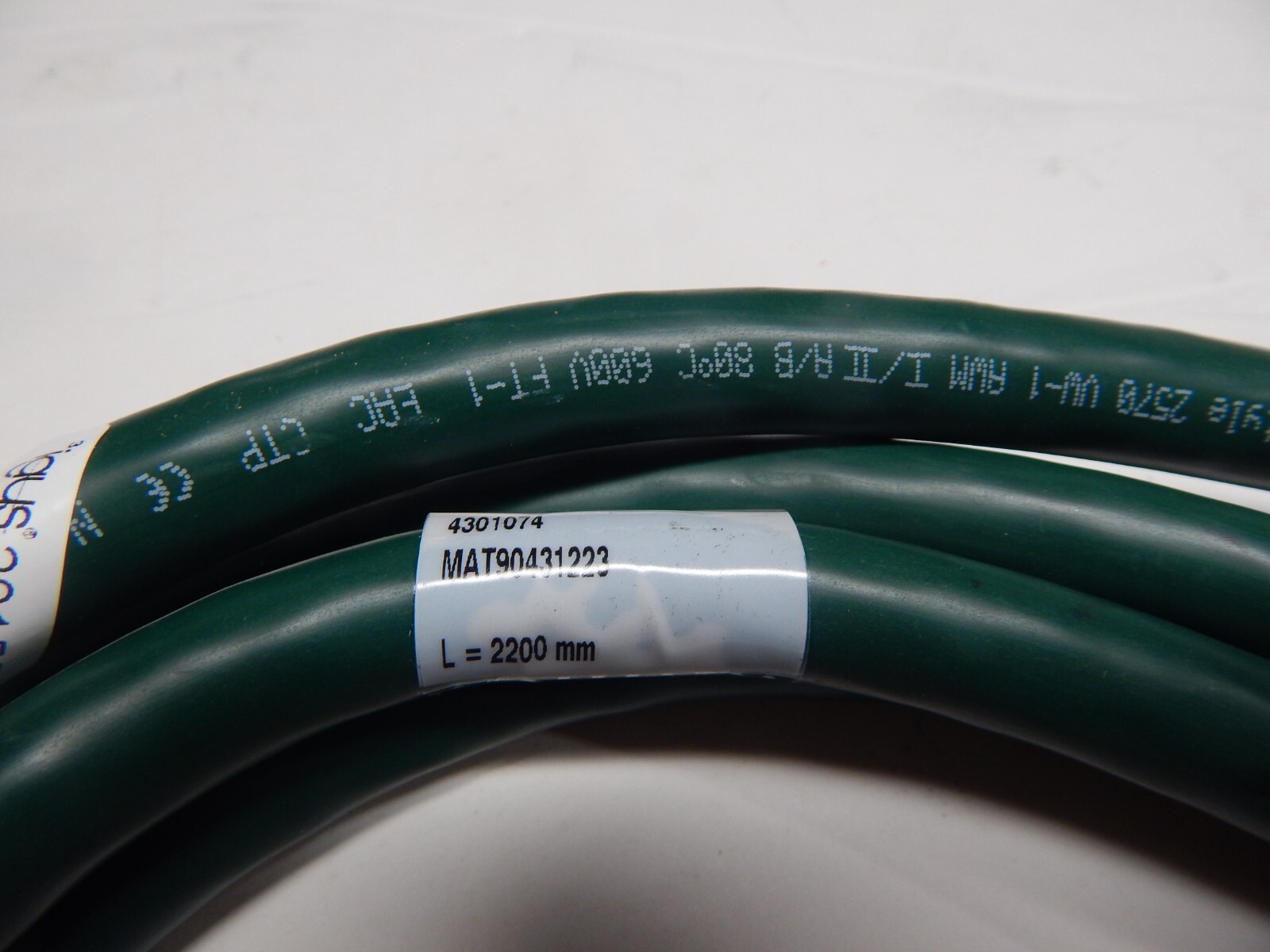 IGUS CHAINFLEX CONTROL CABLE 18 x 18 AWG(0.75) CF5.07.18 STYLE 2570 L=2200mm