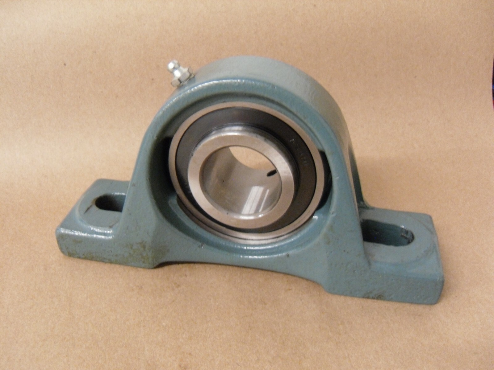 ASAHI/ AMI UCPX07-23 SET SCREW LOCKING PILLOW BLOCK MADE IN JAPAN
