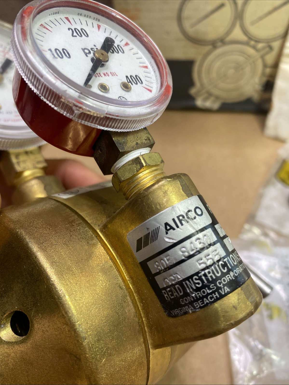 concoa airco cga 555 Two Stage Nitrogen Gauge Regulator (I Think It’s New)