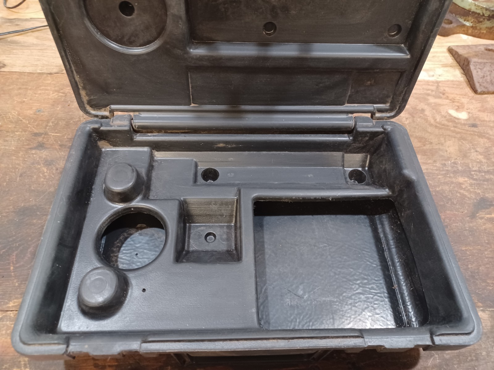 Stant Cooling System Pressure Tester Automotive Black VintageST 255 Kit untested