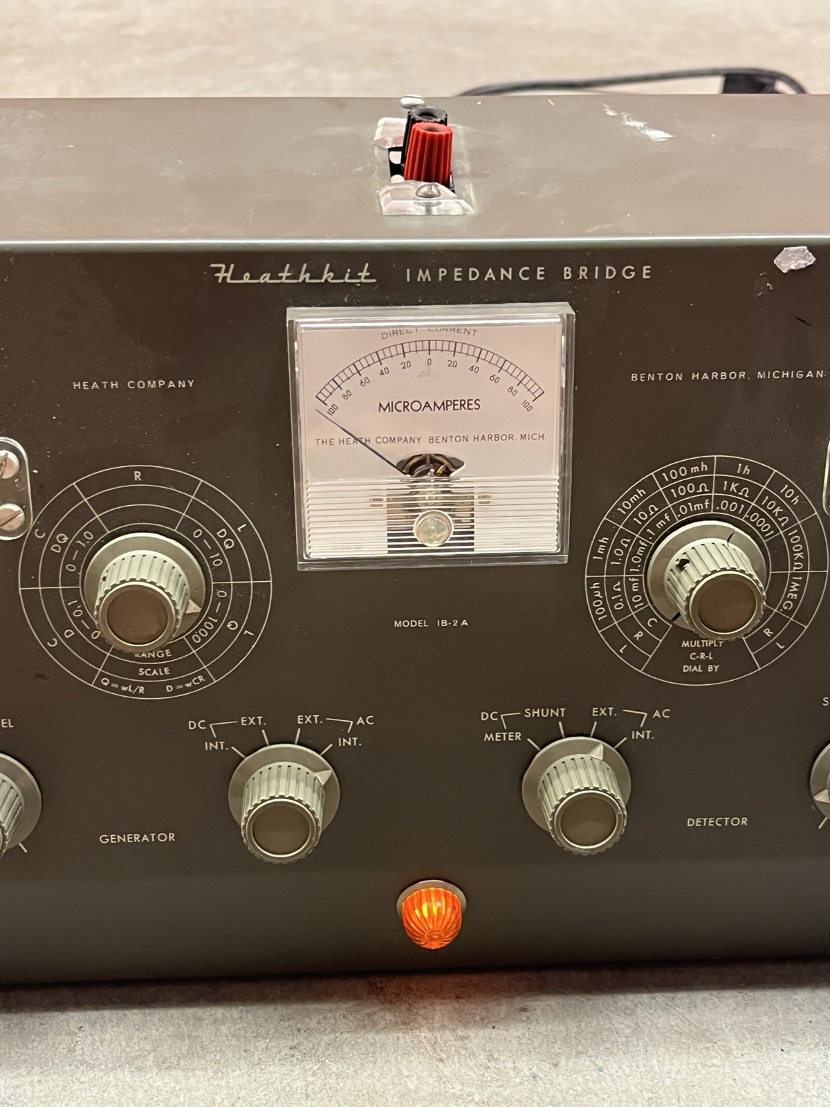 Vintage Heathkit IB-2A Impedance Bridge Tube LCR Meter Powers On USA