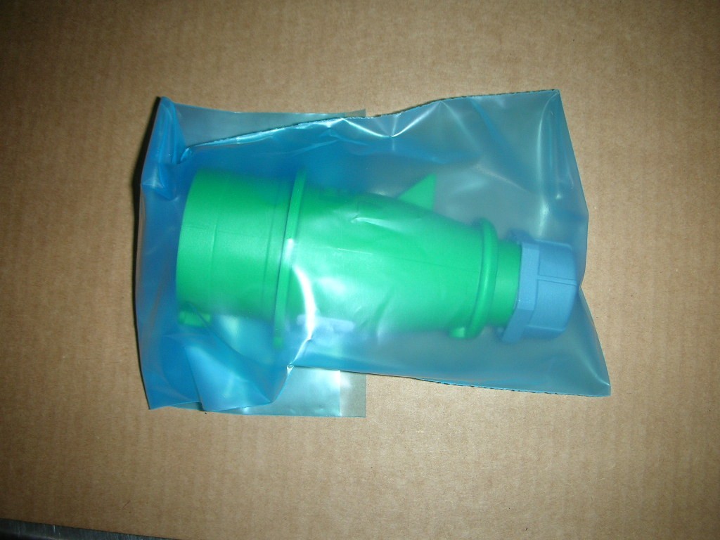 Mennekes Type 2189, D-57399, 100-300Hz, 50-500V 3P+N+G, 16A, 10H Const Mach Plug