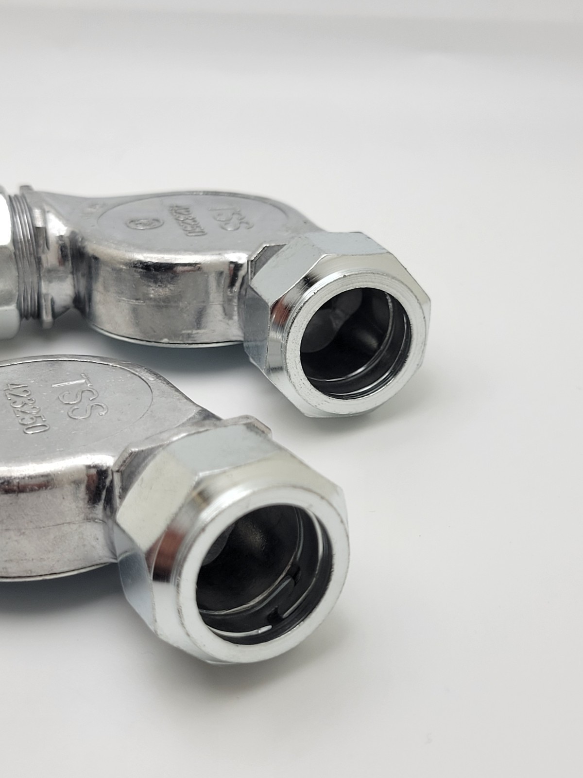 ANSUL – TYCO TSS COMPRESSION STYLE CORNER PULLEY 423250 Set of 4