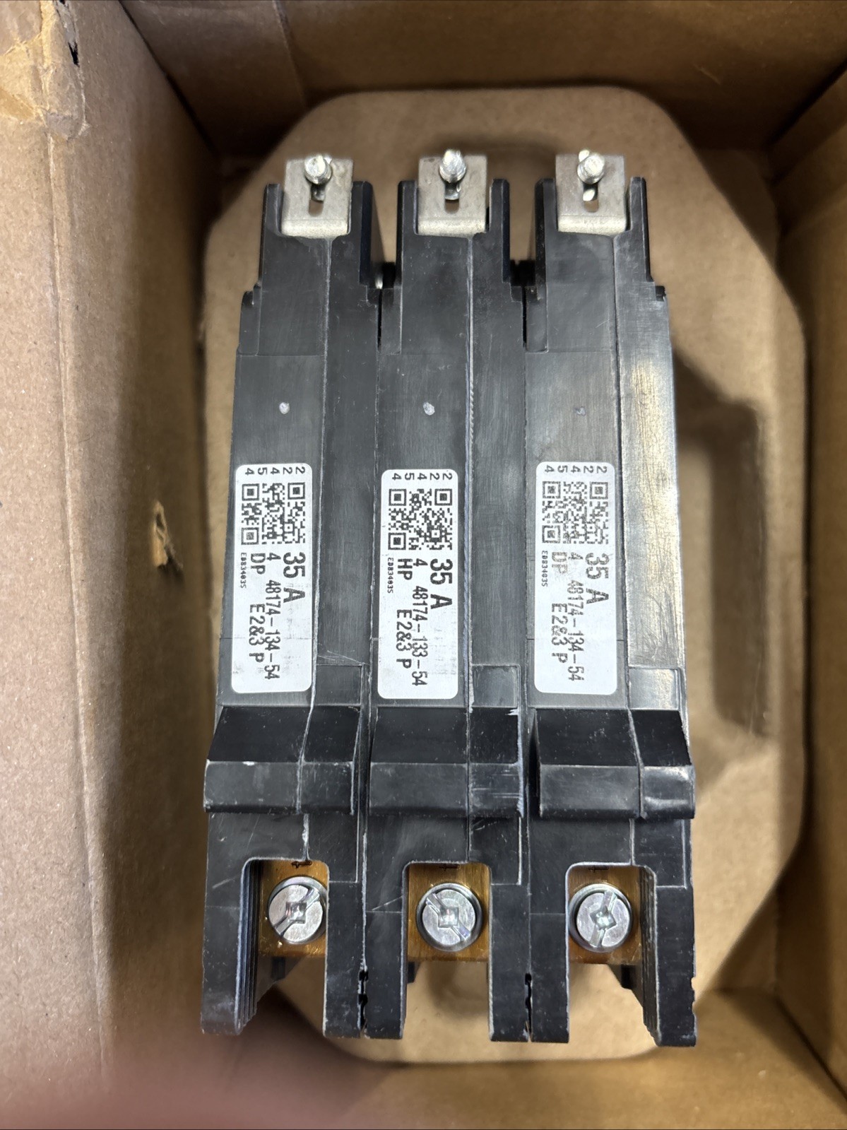 EDB34035 SQUARE D SCHNEIDER ELECTRIC BOLT-ON EDB CIRCUIT BREAKER *NEW*