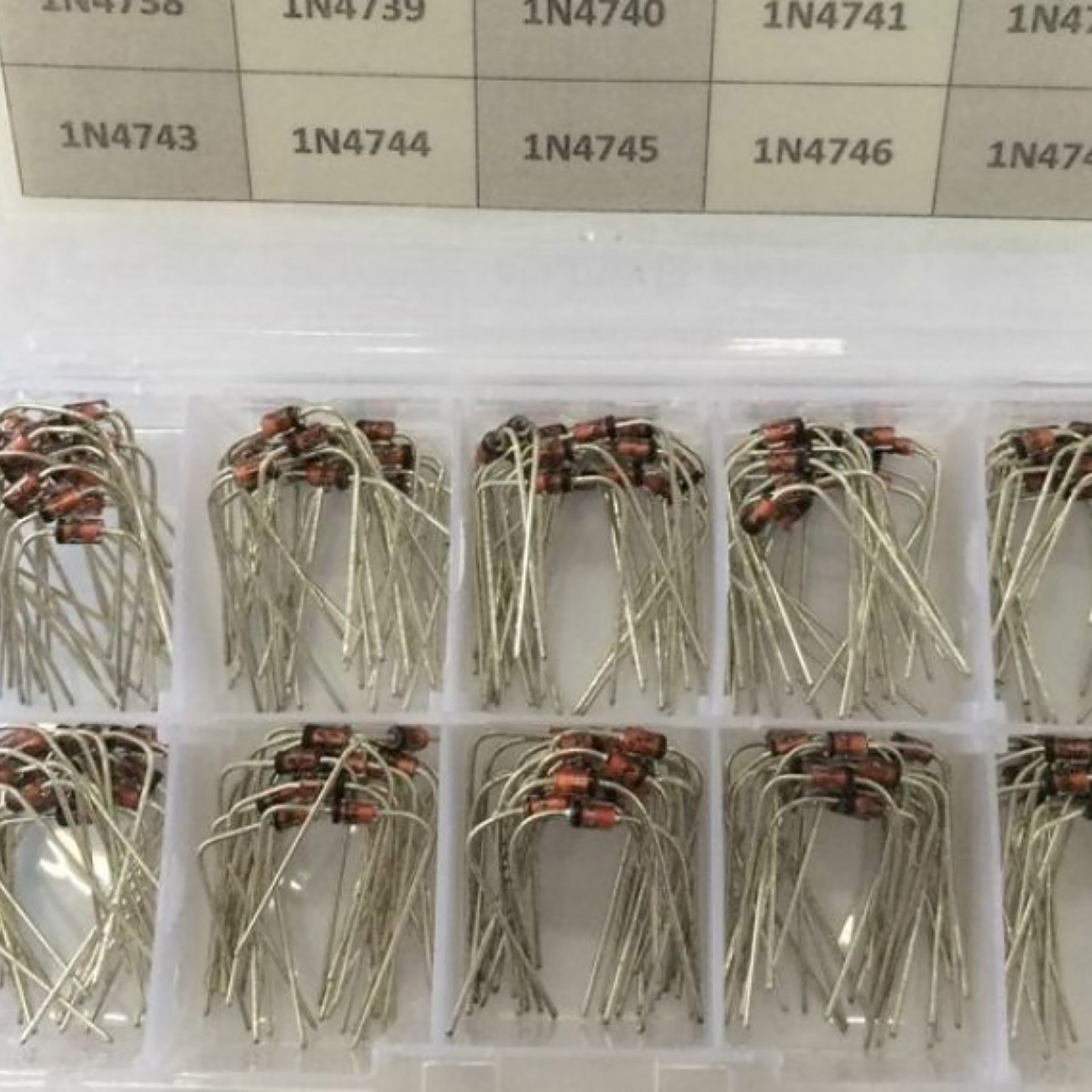 200pcs/Box 8.2V~22V/1W 10*20 Values 1W Zener diode Assorted Kit 1N4738~1N4748 M