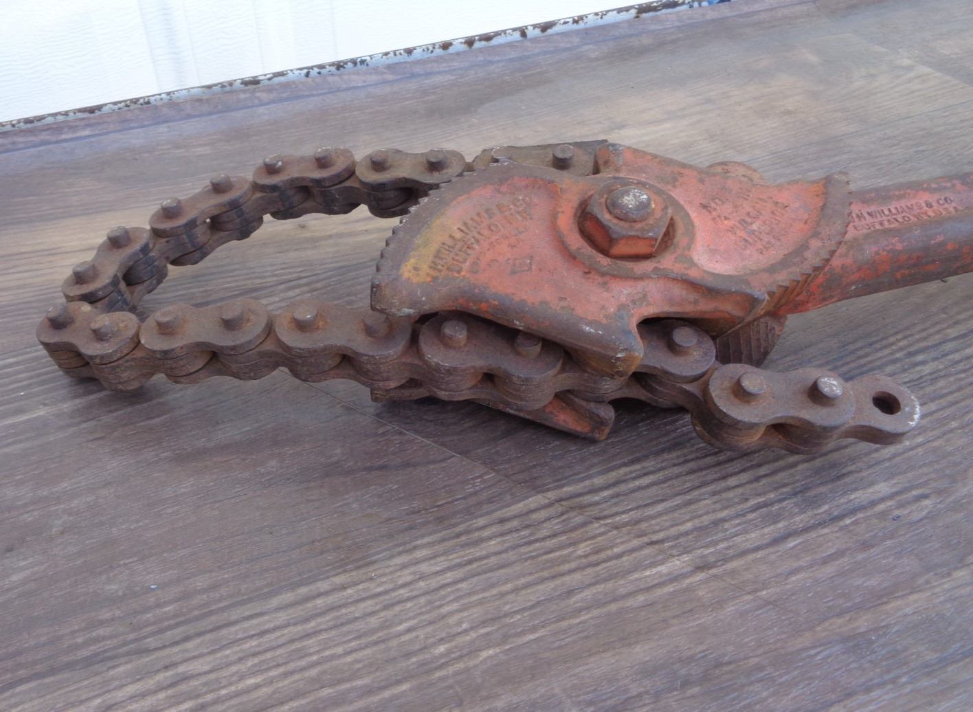 J.H. Williams Vulcan No. 3 Pipe Chain Wrench 3/4” to 4” Capacity